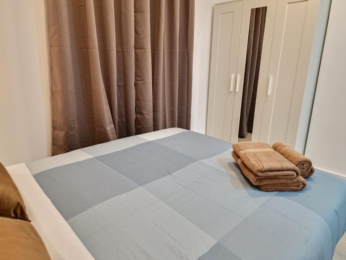Apartamentos Bielsa 'Madrid Rio' المظهر الخارجي الصورة